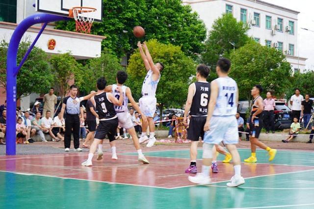 澳门百家乐官方网站-巅峰对决!韶关武江区重阳镇第六届乡村篮球赛圆满闭幕!